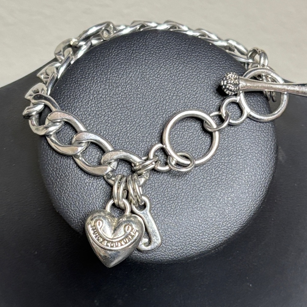 Vintage Juicy Couture Chic Silver Tone Heart Charm Bracelet Retro Y2K